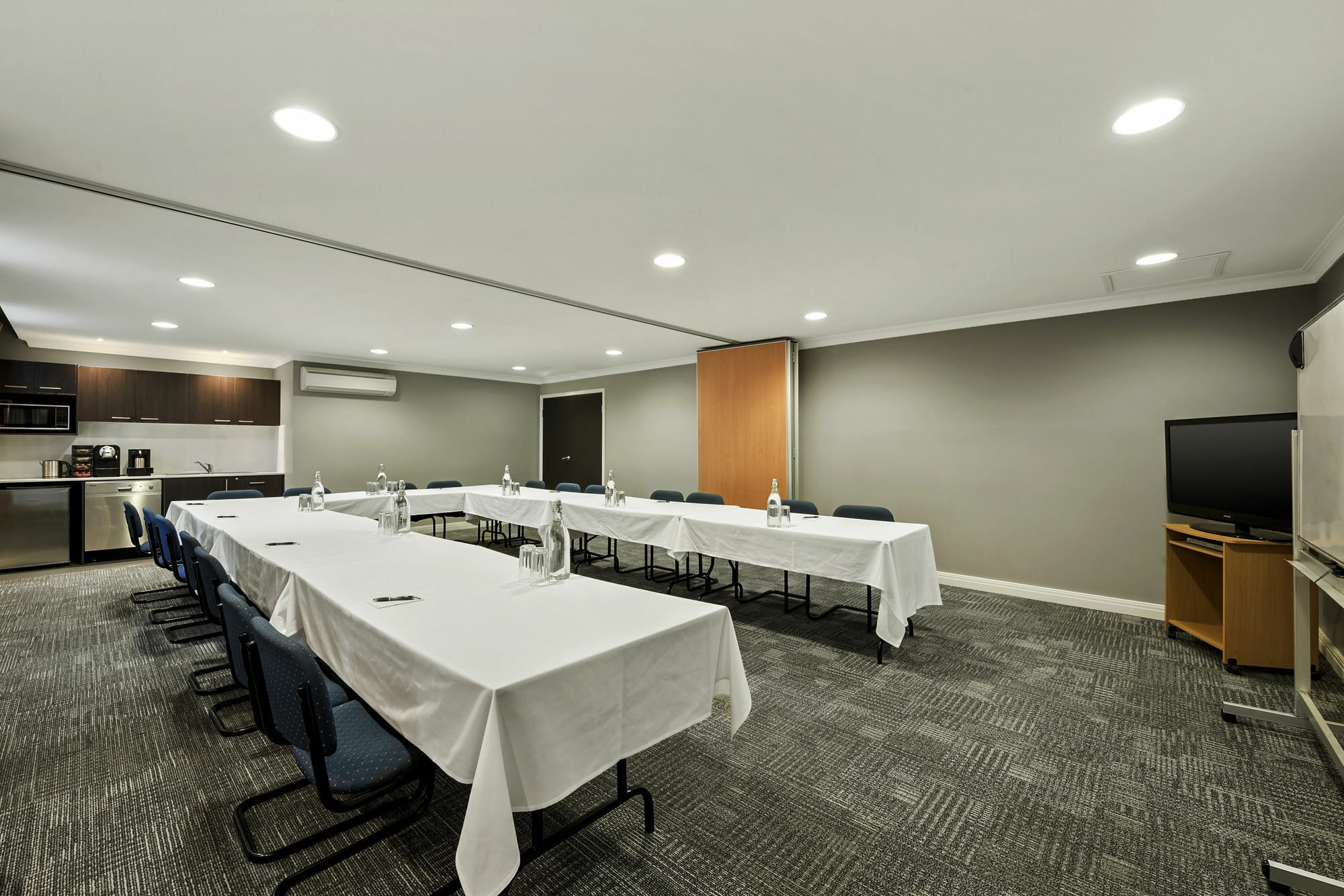 Aparthotel Quest Dandenong Exteriér fotografie